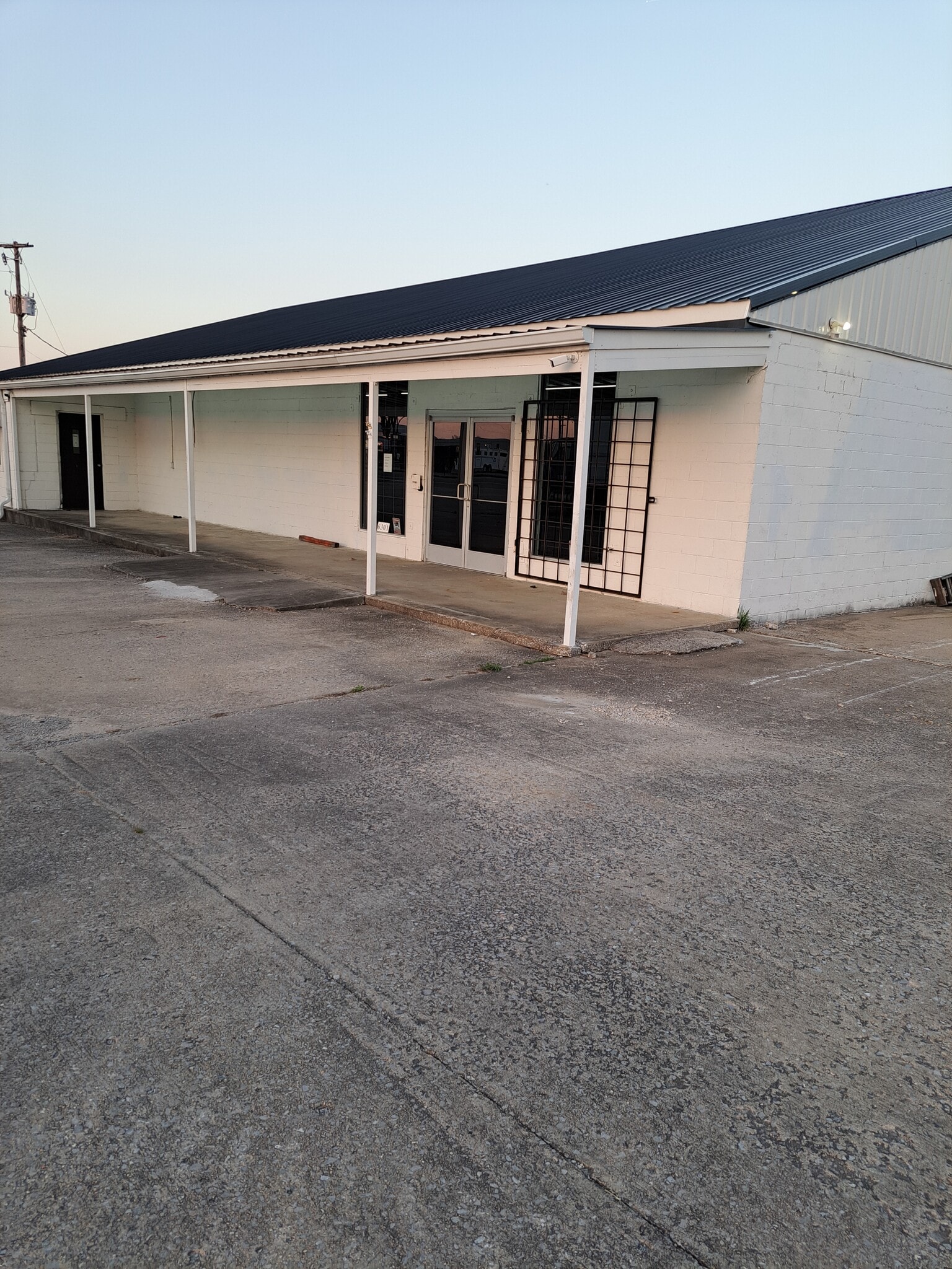 6301 S York Hwy, Clarkrange, TN for lease Interior Photo- Image 1 of 7