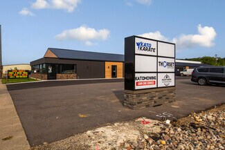 Plus de détails pour 1215 N Riverfront Dr, Mankato, MN - Bureau/Commerce de détail à louer