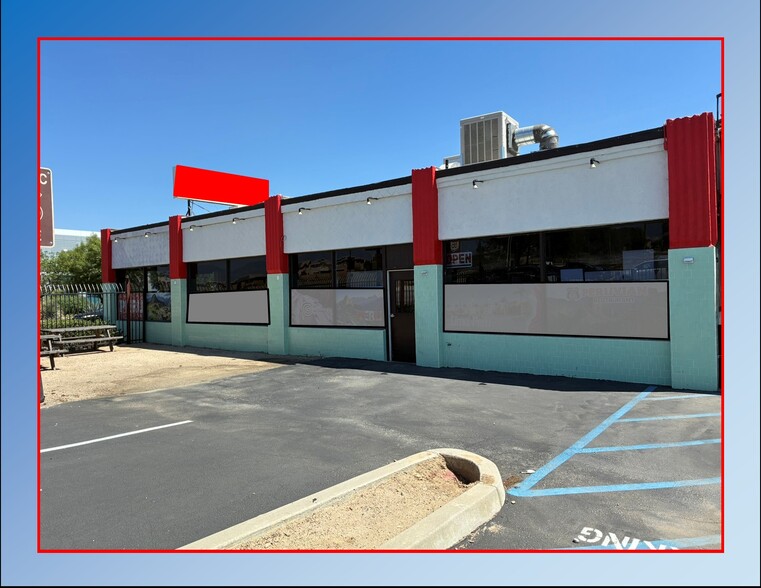 15395 Foothill Blvd, Fontana, CA for lease - Building Photo - Image 3 of 36