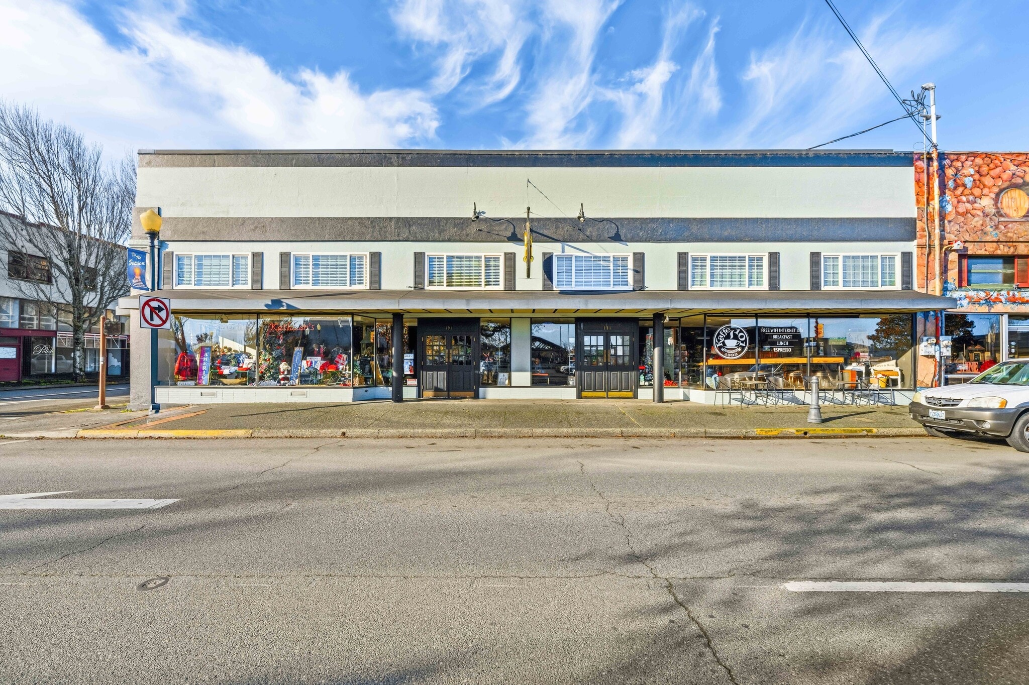171 S Broadway, Coos Bay, OR for sale Primary Photo- Image 1 of 47