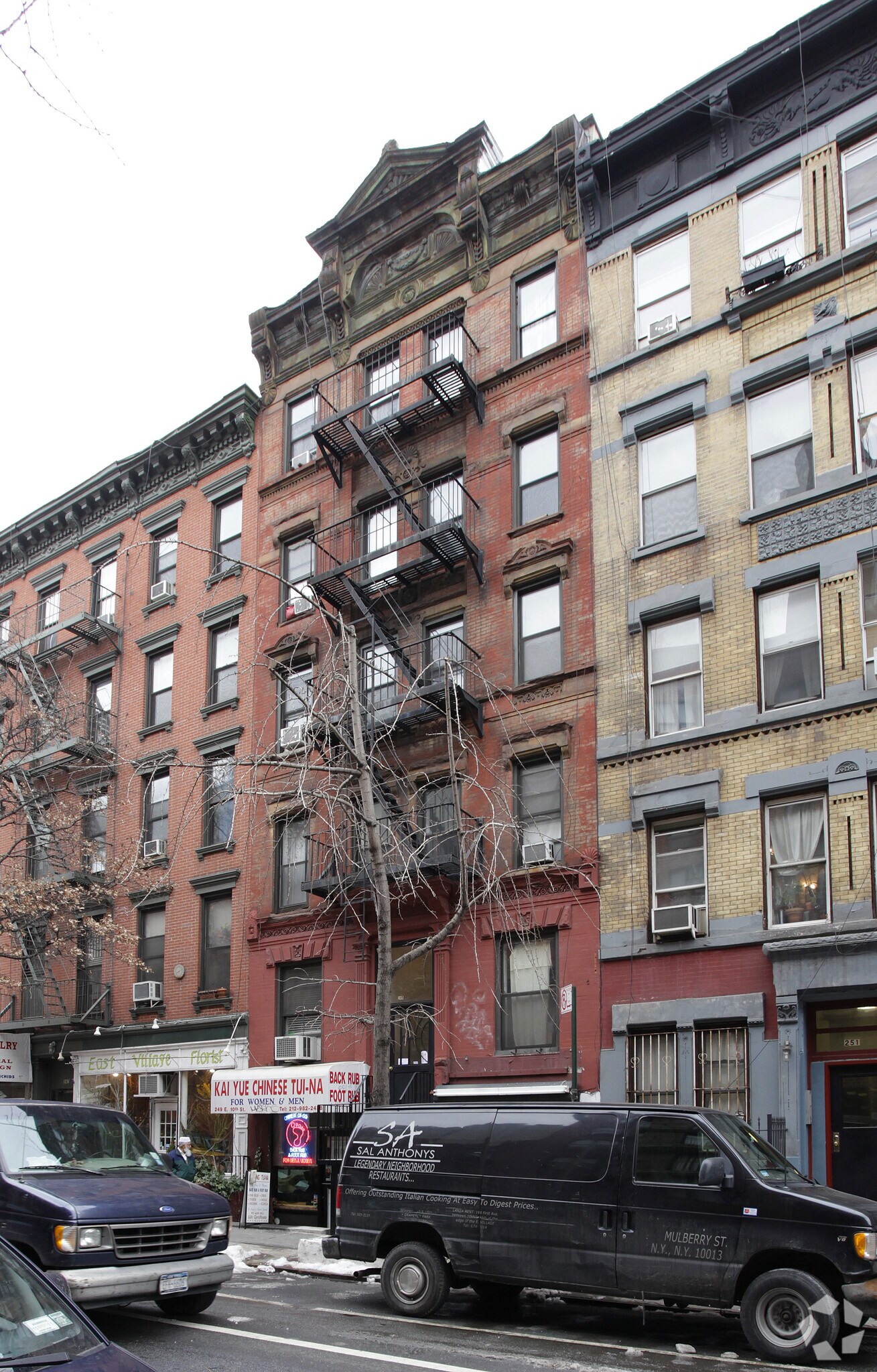 249 E 10th St, New York, NY à louer Photo principale- Image 1 de 3