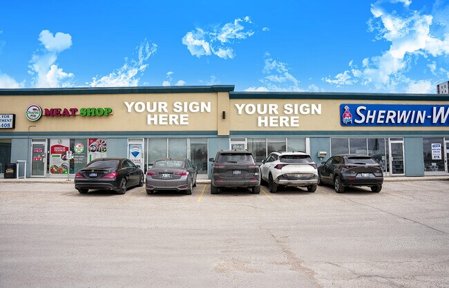 Plus de détails pour 756 Pembina Hwy, Winnipeg, MB - Commerce de détail à louer