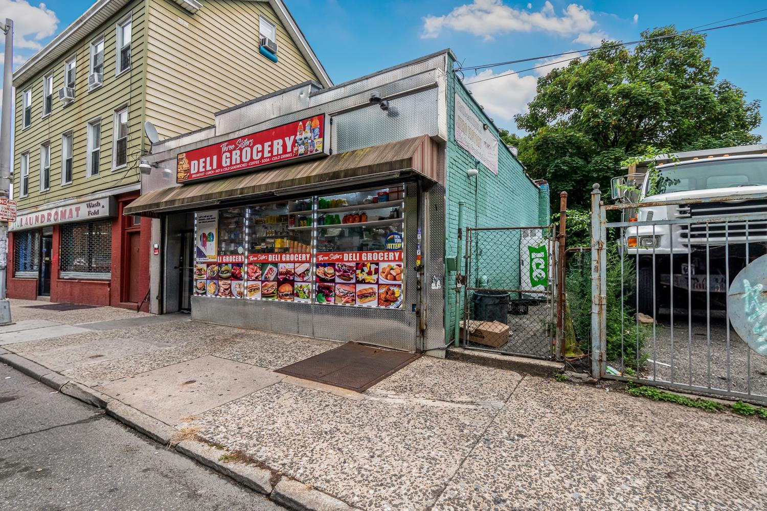 26 W 3rd St, Mount Vernon, NY for sale Building Photo- Image 1 of 21