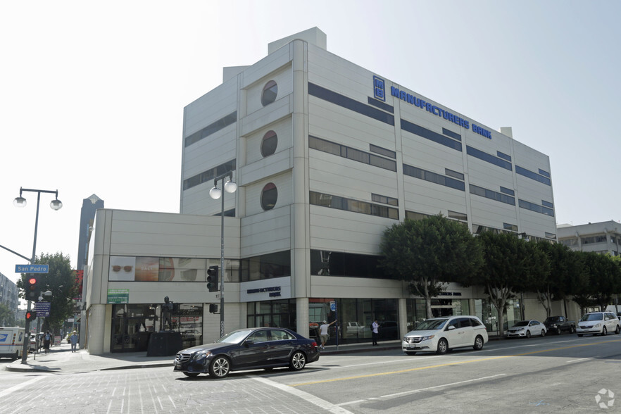 200 S San Pedro St, Los Angeles, CA for lease - Building Photo - Image 2 of 3