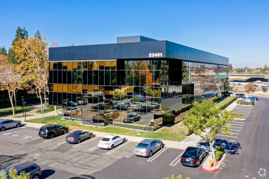 23461 S Pointe Dr, Laguna Hills, CA for lease - Building Photo - Image 1 of 6