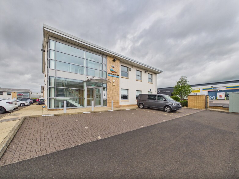 Houstoun Rd, Livingston à louer - Photo du bâtiment - Image 2 de 13