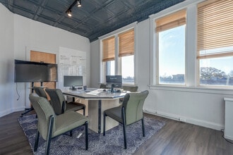 7420 Manchester Rd, Maplewood, MO for sale Interior Photo- Image 2 of 5