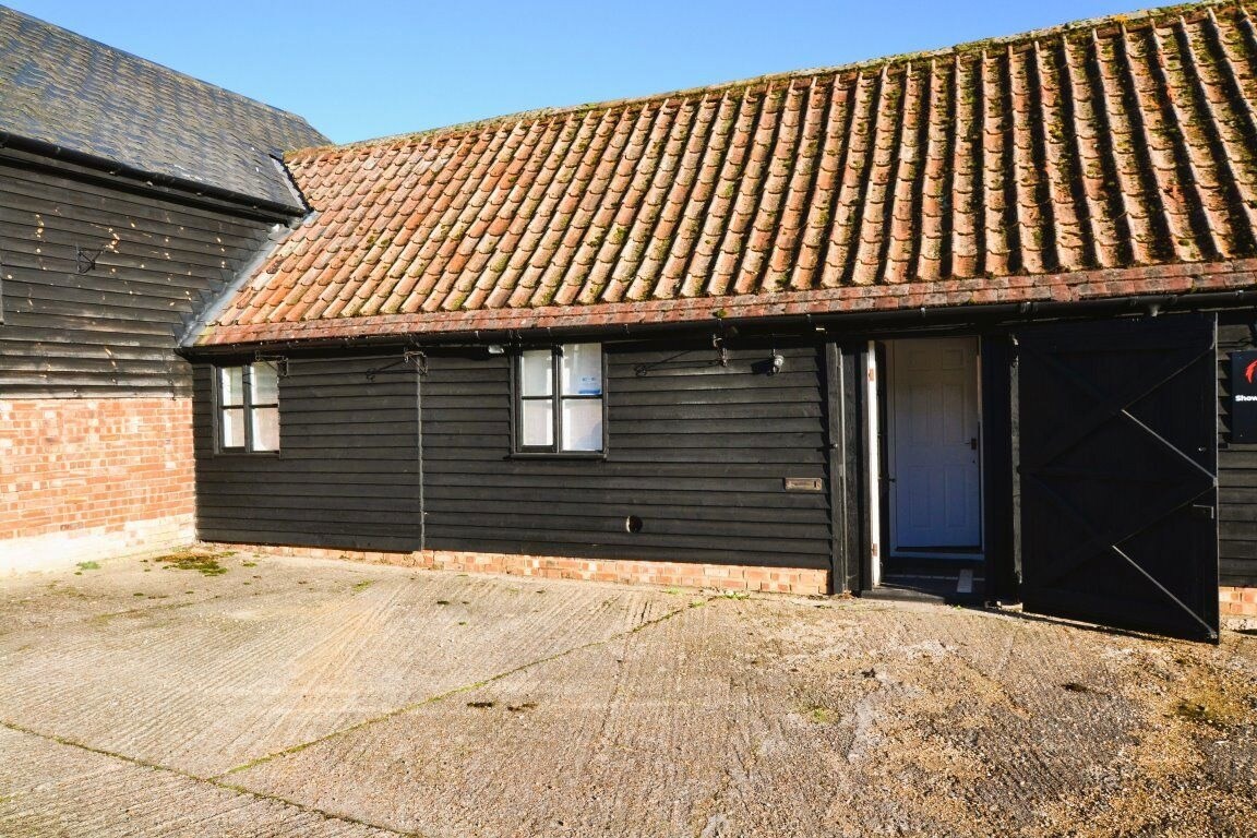 Bedford Rd, Shefford for lease Primary Photo- Image 1 of 4