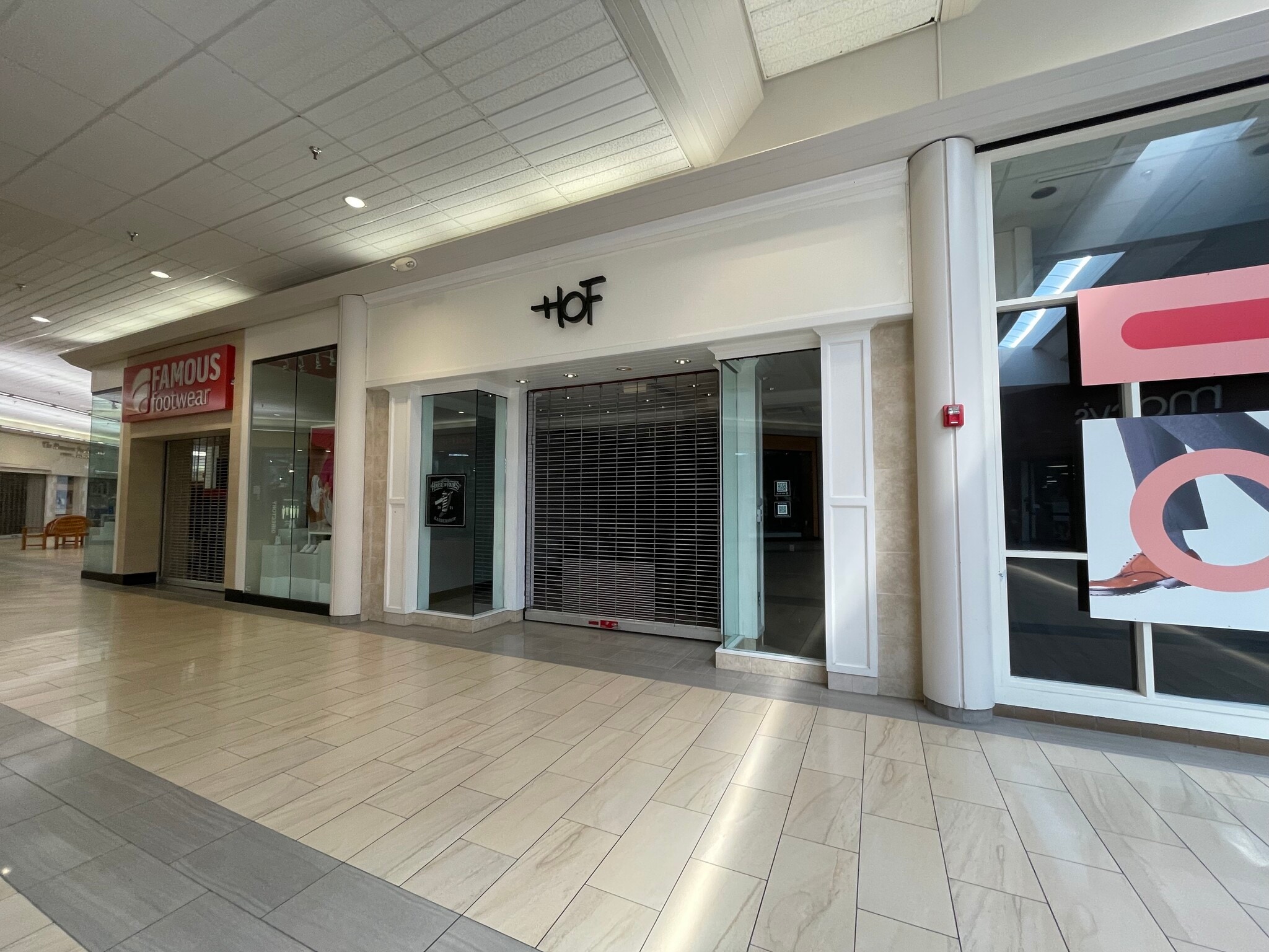 111 E Puainako St, Hilo, HI à louer Photo du bâtiment- Image 1 de 4