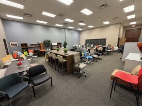 2473-2485 Belvo Rd, Miamisburg, OH for lease Interior Photo- Image 2 of 6