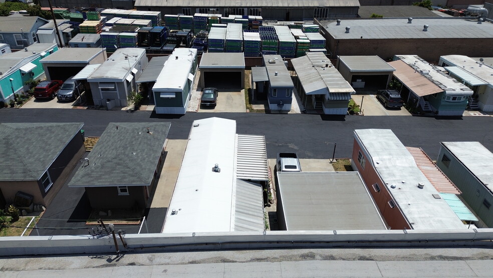 L&J / GRANDVIEW MHP portefeuille de 2 propriétés à vendre sur LoopNet.ca - Photo du bâtiment - Image 2 de 39