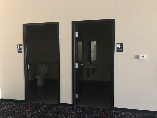 20330 N Cave Creek Rd, Phoenix, AZ à vendre - Photo du bâtiment - Image 2 de 12