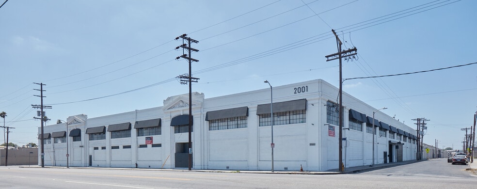 2001 S Alameda St, Los Angeles, CA for lease - Building Photo - Image 1 of 14