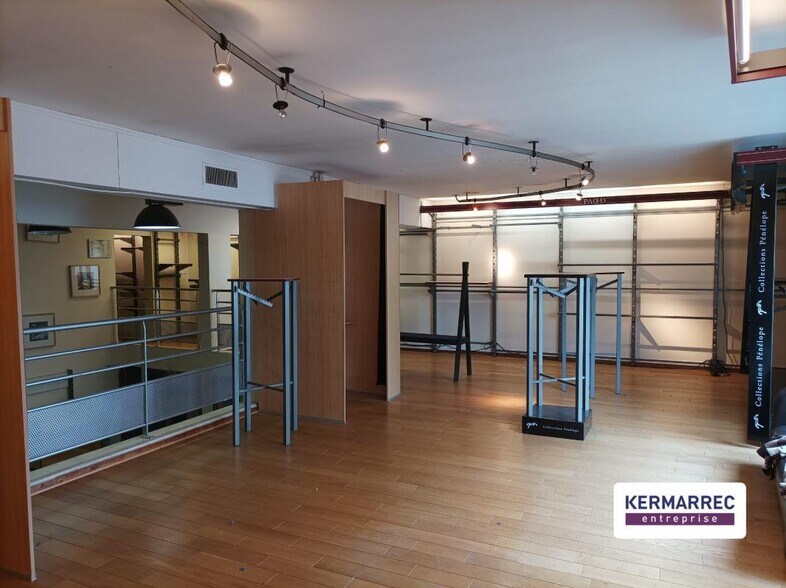Commerce de détail dans Nantes à vendre - Photo du bâtiment - Image 1 de 11