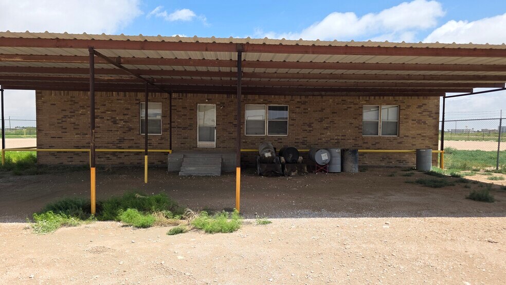 1401 IH-20, Monahans, TX à vendre - Photo du bâtiment - Image 3 de 24