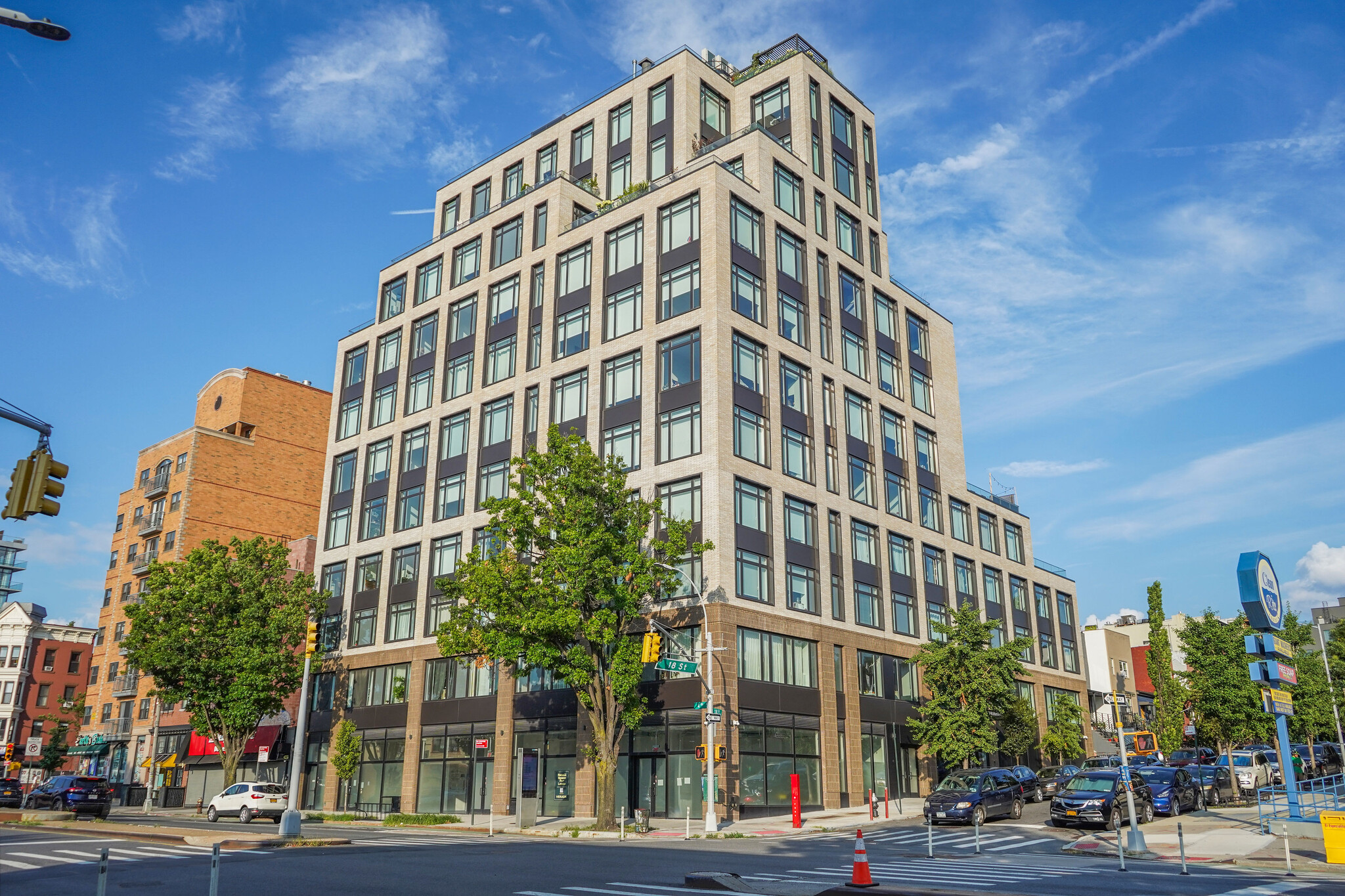 613 4th Ave, Brooklyn, NY for lease Building Photo- Image 1 of 6