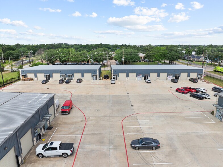 17939 Kieth Harrow Blvd, Houston, TX à louer - Photo du bâtiment - Image 3 de 19