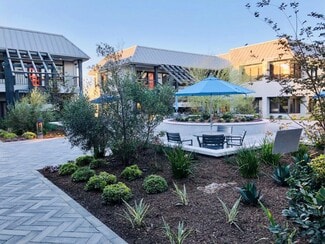 Plus de détails pour 4060 Campus Dr, Newport Beach, CA - Bureau à louer