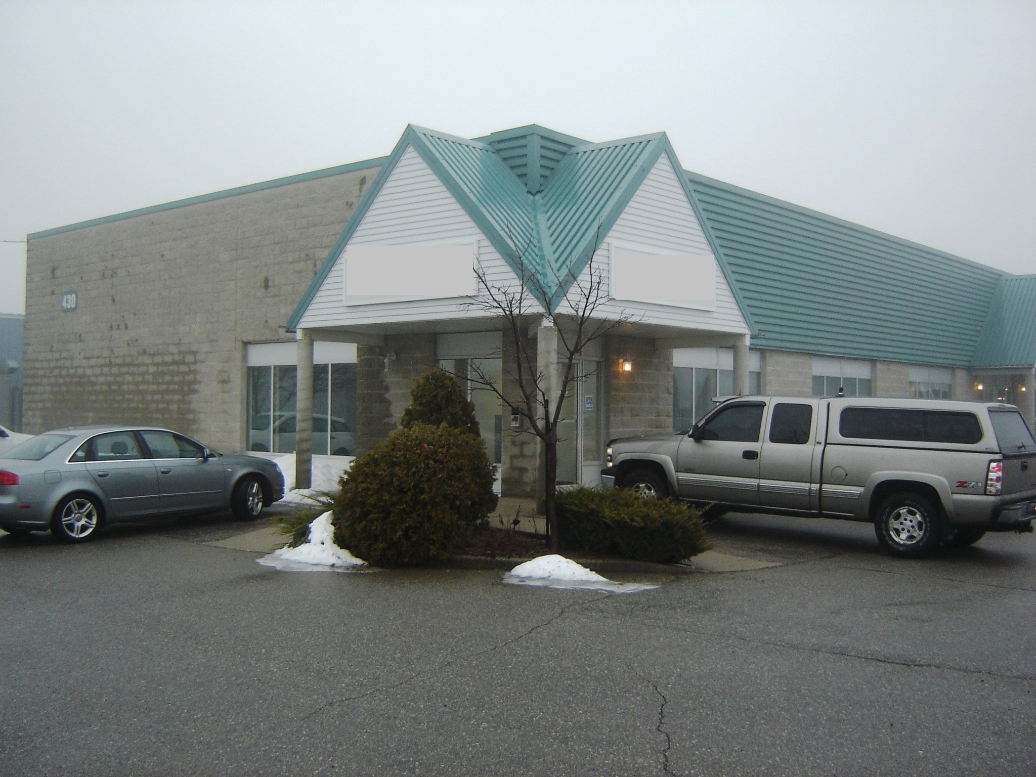 430 Laird Rd, Guelph, ON à louer Photo principale- Image 1 de 2