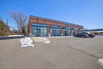 33740-33804 Schoenherr Rd, Sterling Heights, MI for lease Interior Photo- Image 1 of 1