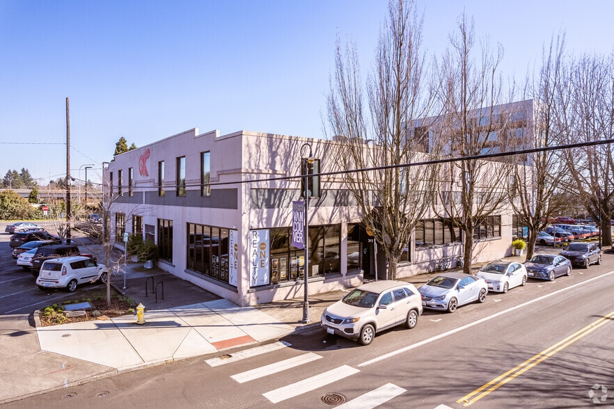 215 W 4th St, Vancouver, WA for lease - Building Photo - Image 2 of 5