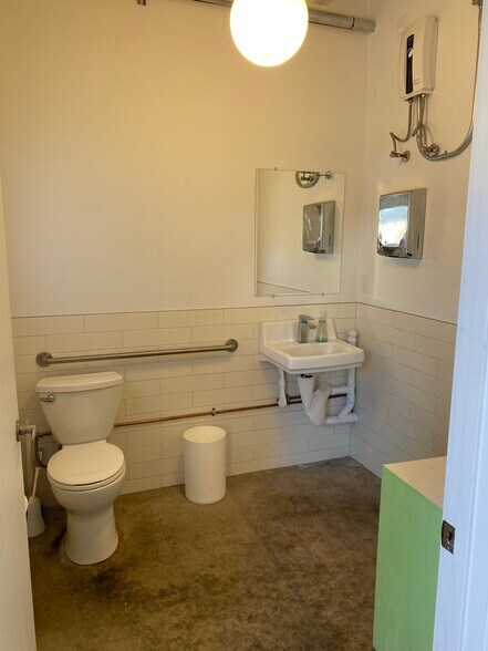 2419 E 28th Ave, Denver, CO à louer - Photo intérieure - Image 3 de 7