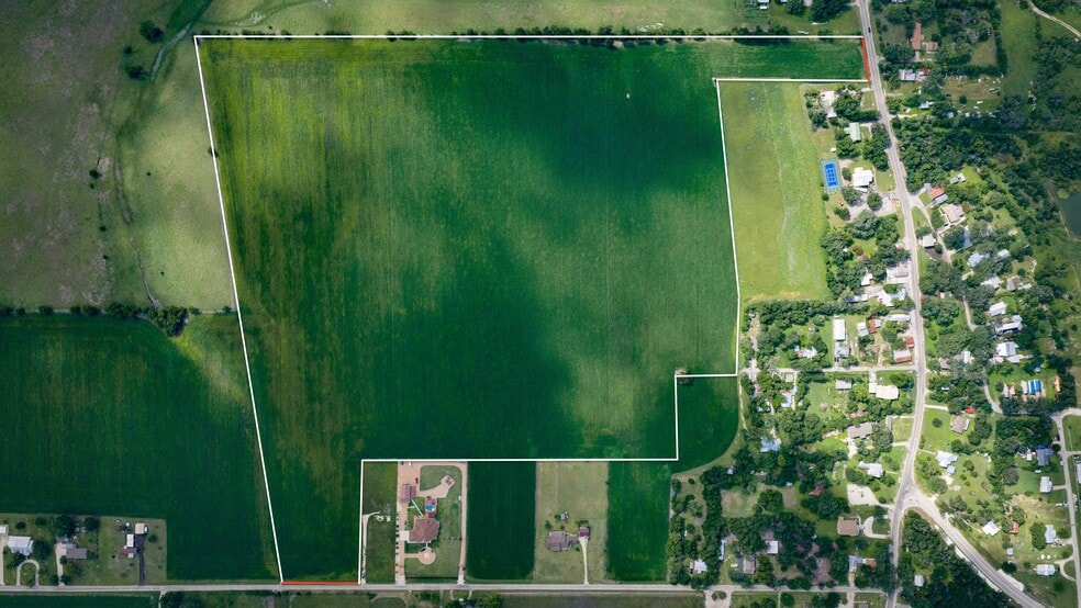 TBD Allison Rd, Staples, TX for sale - Building Photo - Image 2 of 45