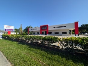 3800 W New Haven Ave, Melbourne, FL à louer Photo intérieure- Image 2 de 15