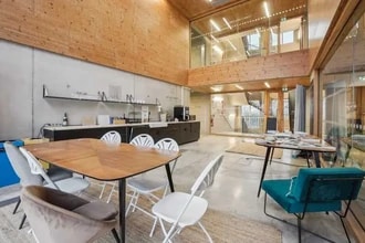 10 Rue Maurice Grimaud, Paris for lease Interior Photo- Image 2 of 13