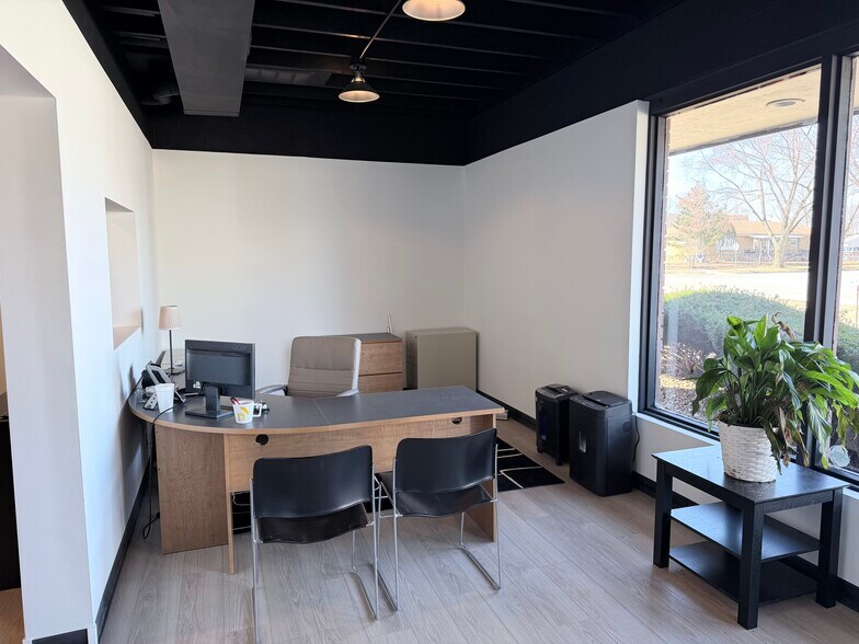 516 E Broadway St, Bradley, IL à vendre - Photo du bâtiment - Image 2 de 18