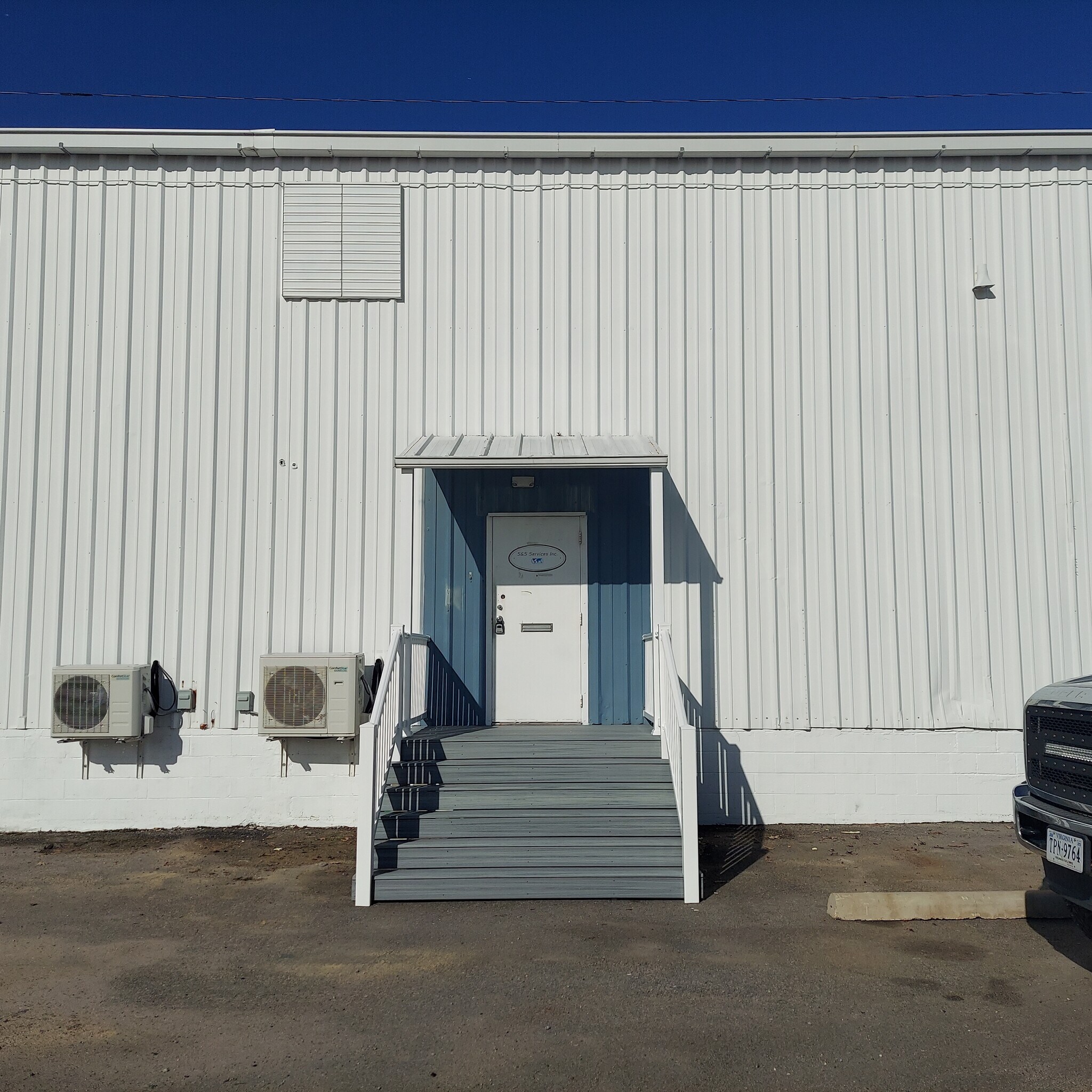 5595 Raby Rd, Norfolk, VA for lease Primary Photo- Image 1 of 10