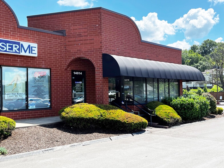 14004-14016 Manchester Rd, Ballwin, MO for lease - Building Photo - Image 1 of 4