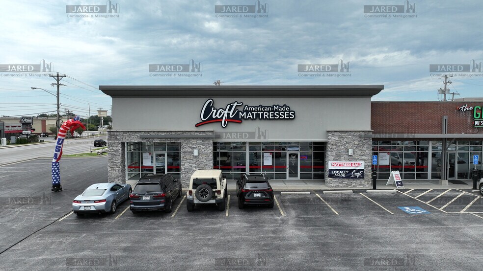 303-321 E Battlefield St, Springfield, MO à louer - Photo du bâtiment - Image 3 de 14