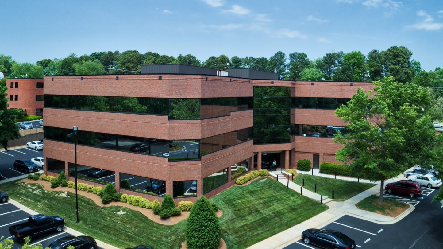 4325 Lake Boone Trl, Raleigh, NC à louer Photo principale- Image 1 de 11