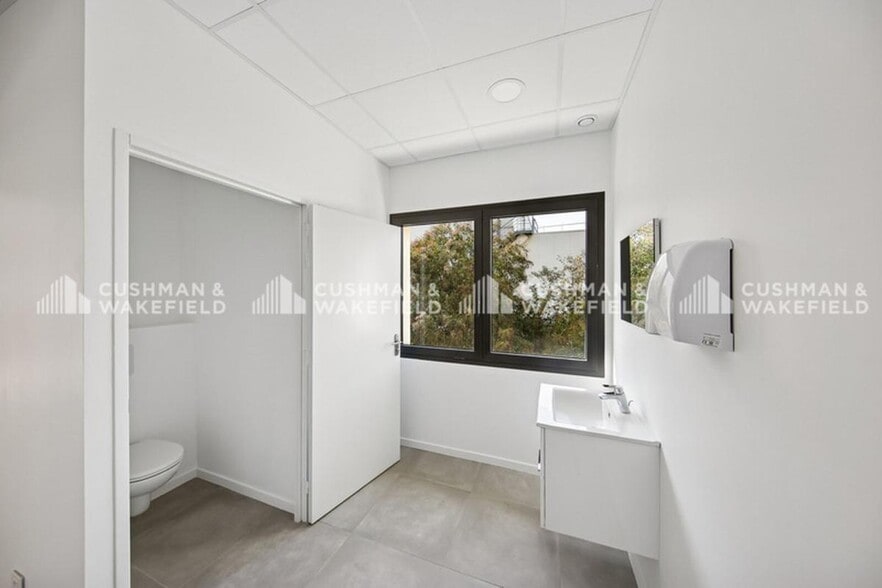 792 Avenue De La Fleuride, Aubagne à louer - Photo intérieure - Image 3 de 14
