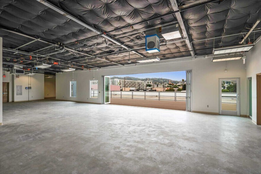 1034 Seward St, Los Angeles, CA à vendre - Photo intérieure - Image 3 de 8