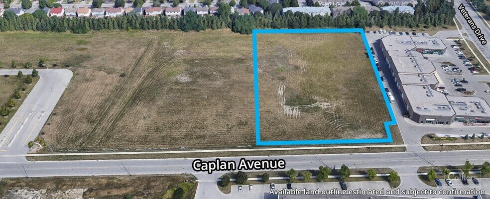 Caplan Ave, Barrie, ON à vendre - Photo principale - Image 1 de 1