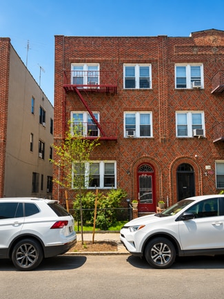 More details for 47-44 44th St, Flushing, NY - Multifamily for Sale