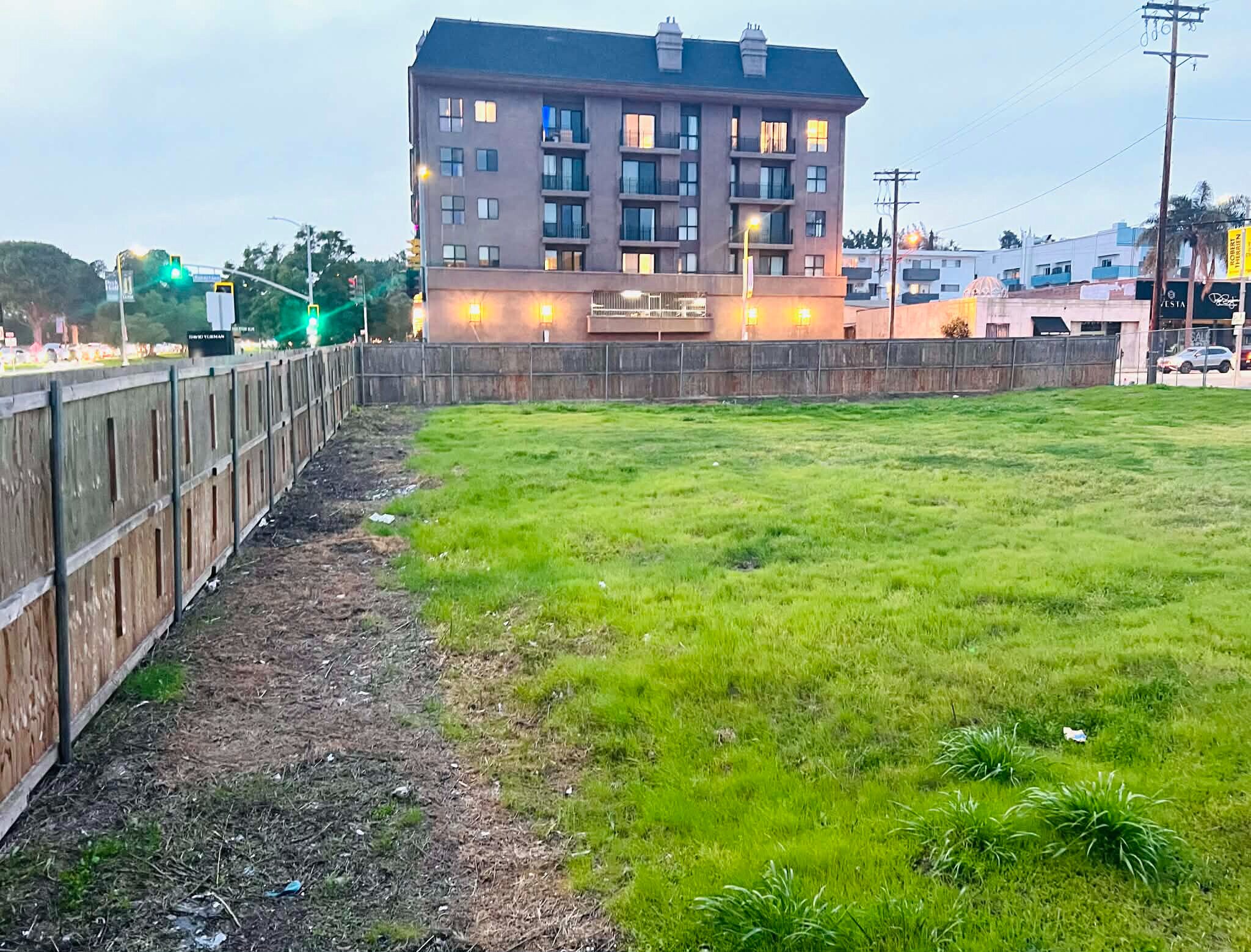 8771 Burton Way, Los Angeles, CA à vendre Photo principale- Image 1 de 2