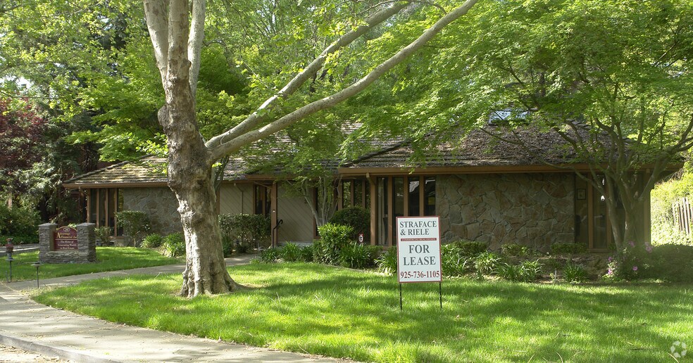 30 Oak Ct, Danville, CA à vendre - Photo du bâtiment - Image 3 de 6