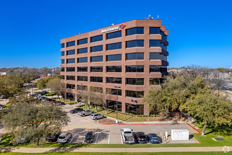 2000 E lamar Blvd, Arlington, TX for lease - Building Photo - Image 1 of 15