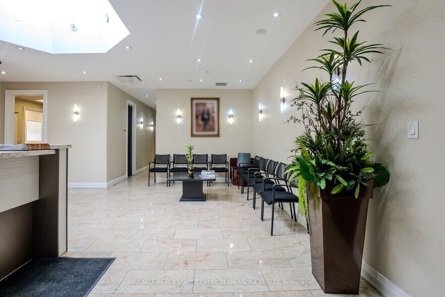 1804 Alstep Dr, Mississauga, ON à louer - Photo intérieure - Image 3 de 16