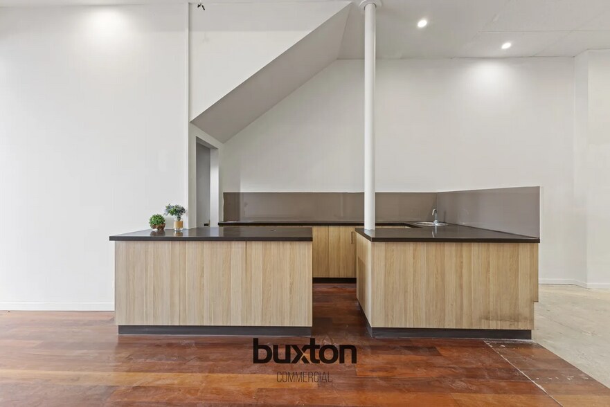 526-528 Riversdale Rd, Camberwell for sale - Interior Photo - Image 2 of 17