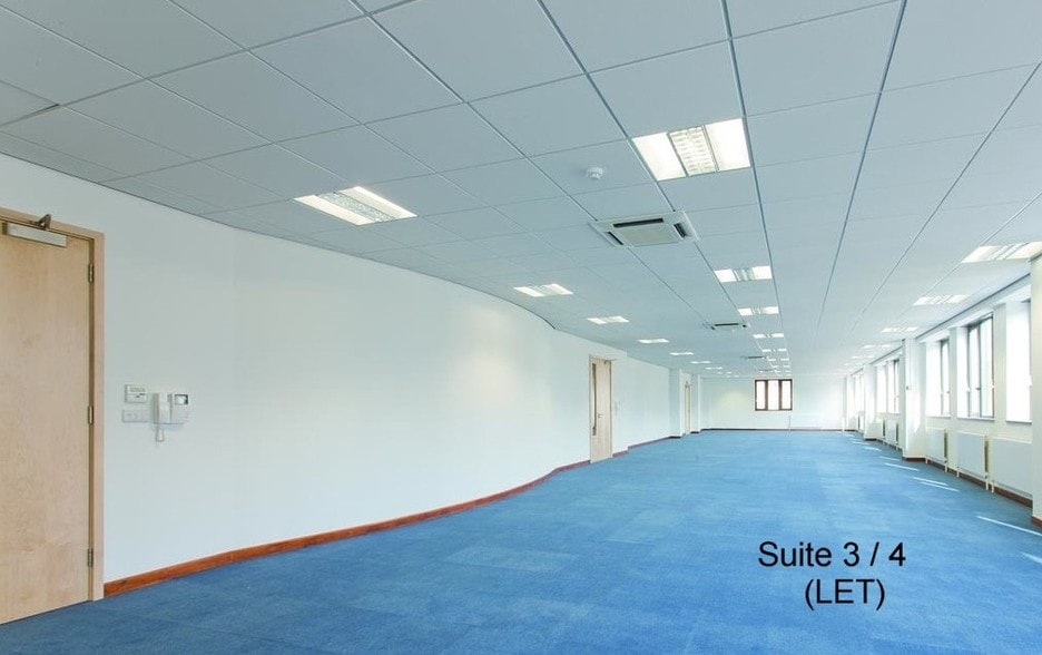 Knightrider St, Maidstone for lease - Interior Photo - Image 2 of 47