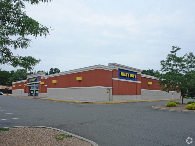 299 N Central Ave, Hartsdale, NY for lease - Building Photo - Image 2 of 6