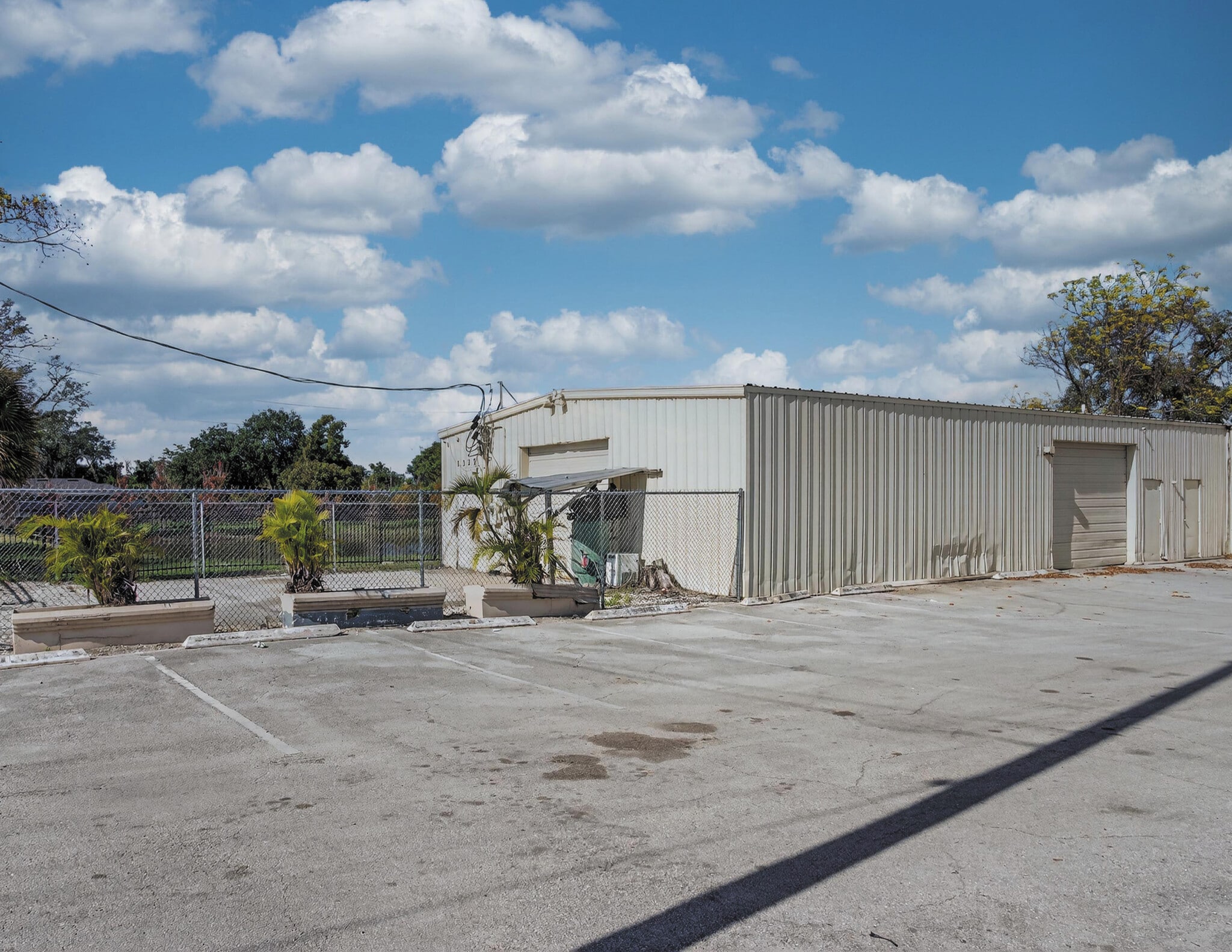 1325 Indiana St, Orlando, FL for lease Primary Photo- Image 1 of 8