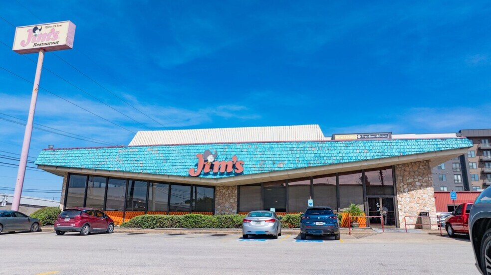 9091 Research Blvd, Austin, TX à louer - Photo du bâtiment - Image 2 de 3