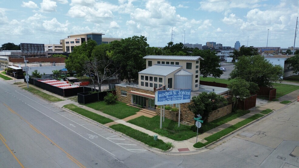 1100 Pennsylvania Ave, Fort Worth, TX à vendre - Photo du bâtiment - Image 2 de 7