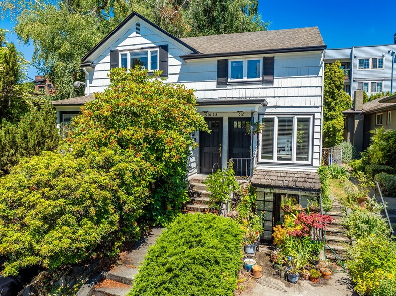 910 E Prospect St, Seattle, WA à vendre - Photo du bâtiment - Image 2 de 14