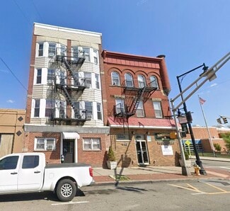 Plus de détails pour 440 Harrison Ave, Harrison, NJ - Commerce de détail à louer